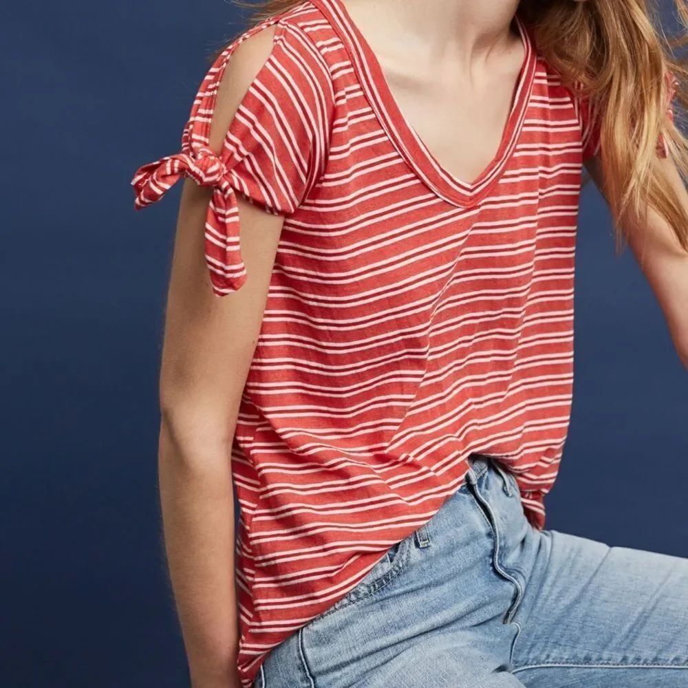 ANTHROPOLOGIE LEFT OF CENTER Tie Cuff Tee Red White Stripe Motif Women’s Size XS